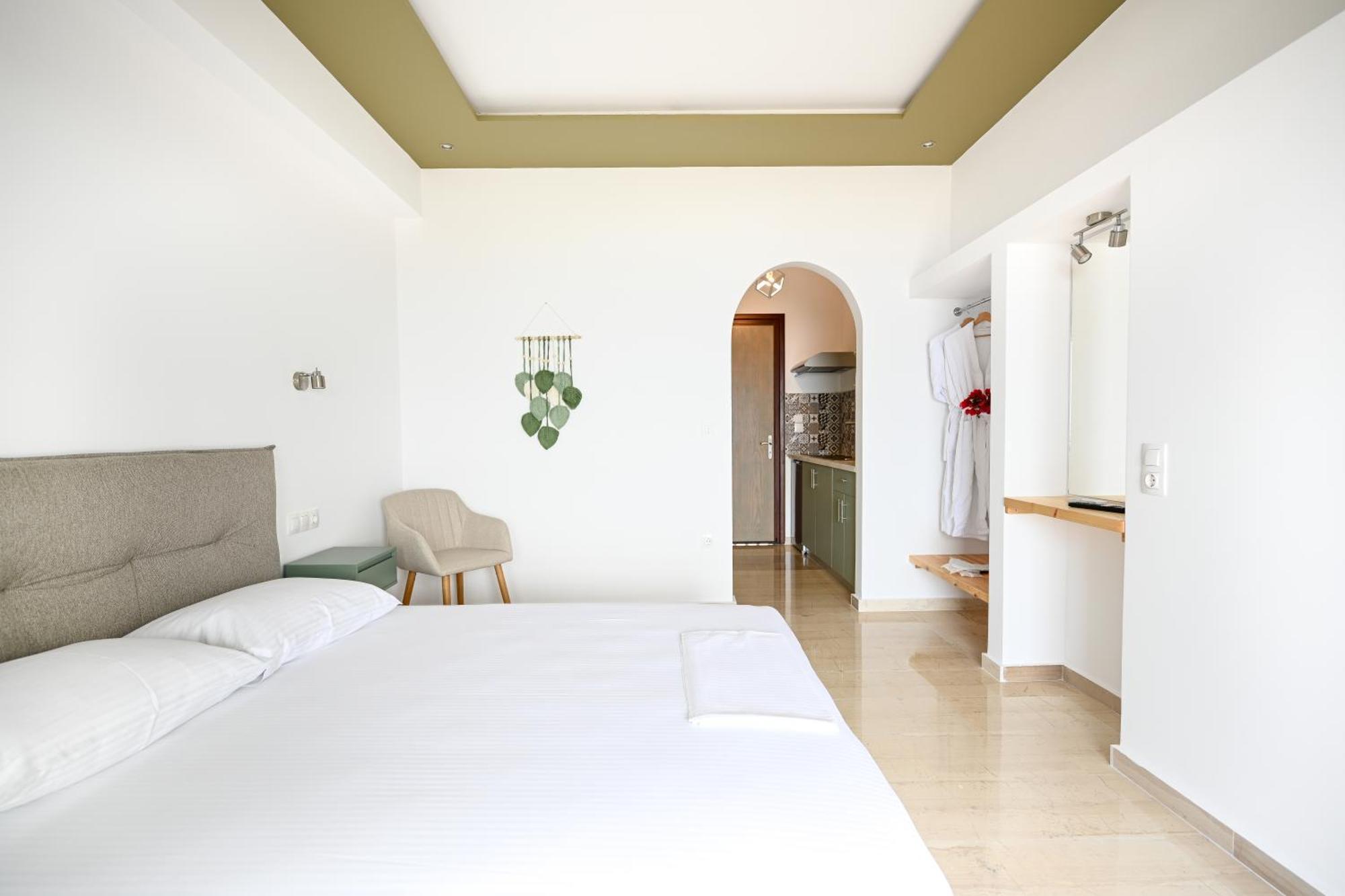 Makis Sea View Studios Skiathos-stad Buitenkant foto